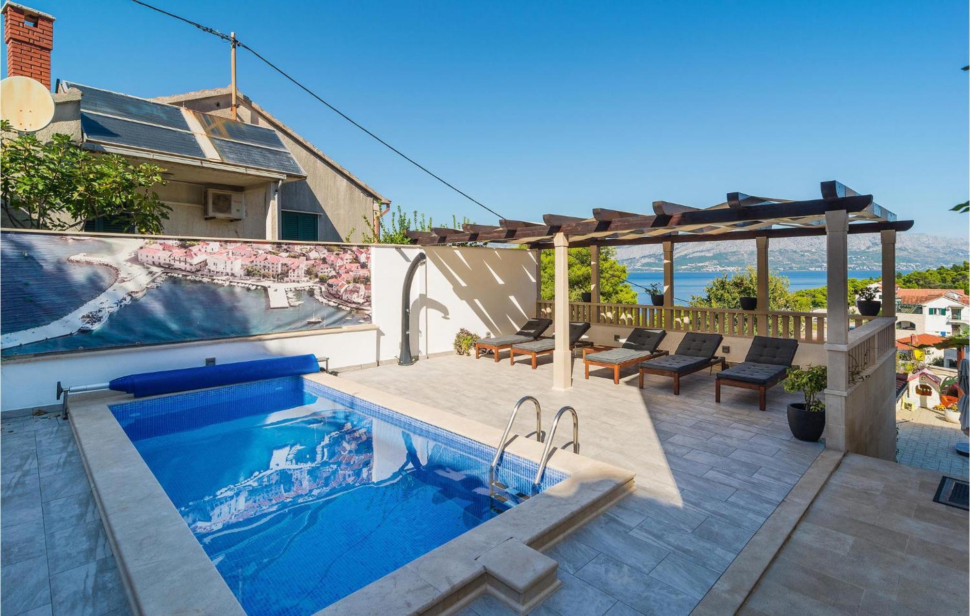 Nice Home In Postira With Outdoor Swimming Pool Εξωτερικό φωτογραφία