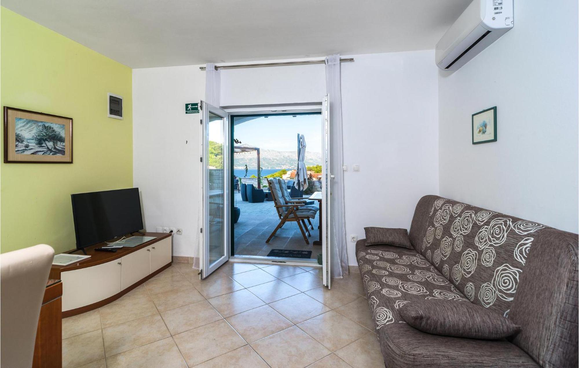 Nice Home In Postira With Outdoor Swimming Pool Εξωτερικό φωτογραφία